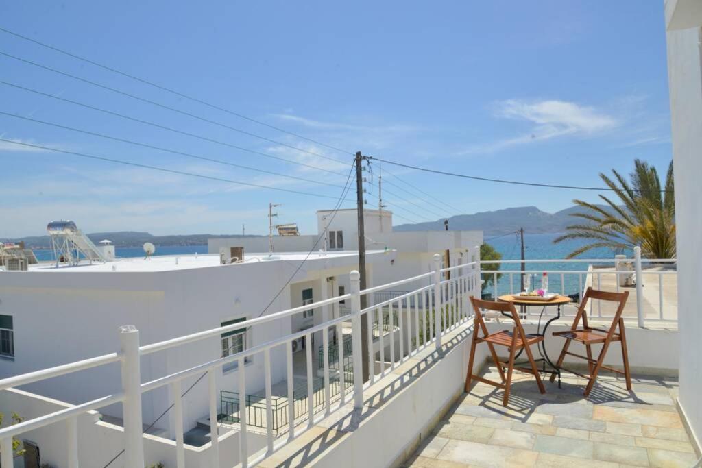 Esperos Seaside Suite In Adamas, Milos Dış mekan fotoğraf