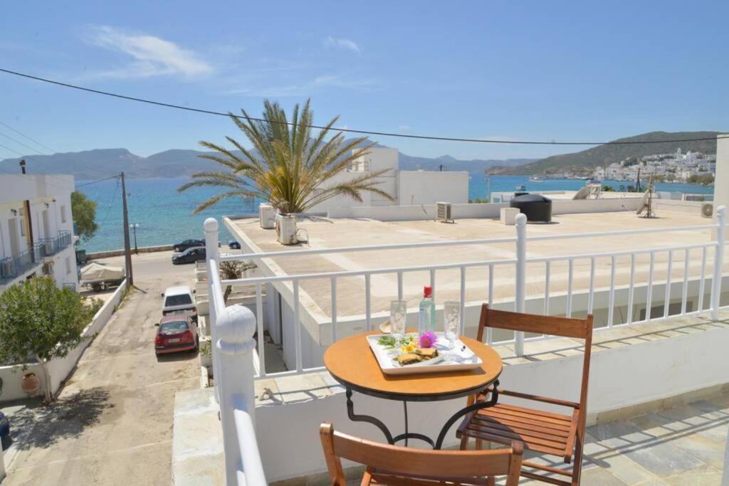 Esperos Seaside Suite In Adamas, Milos Dış mekan fotoğraf