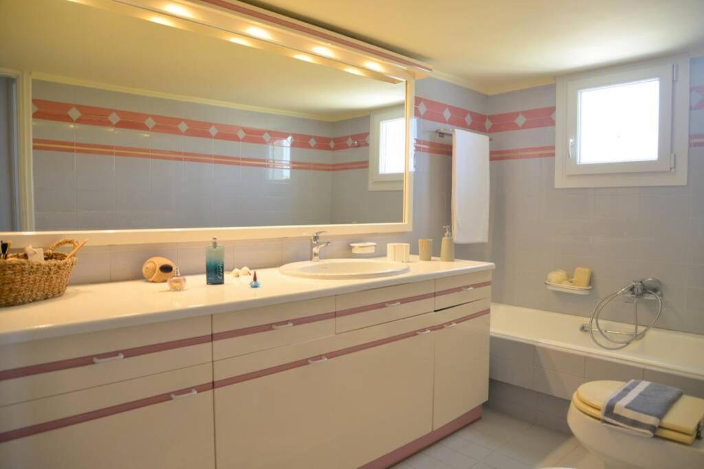 Esperos Seaside Suite In Adamas, Milos Dış mekan fotoğraf