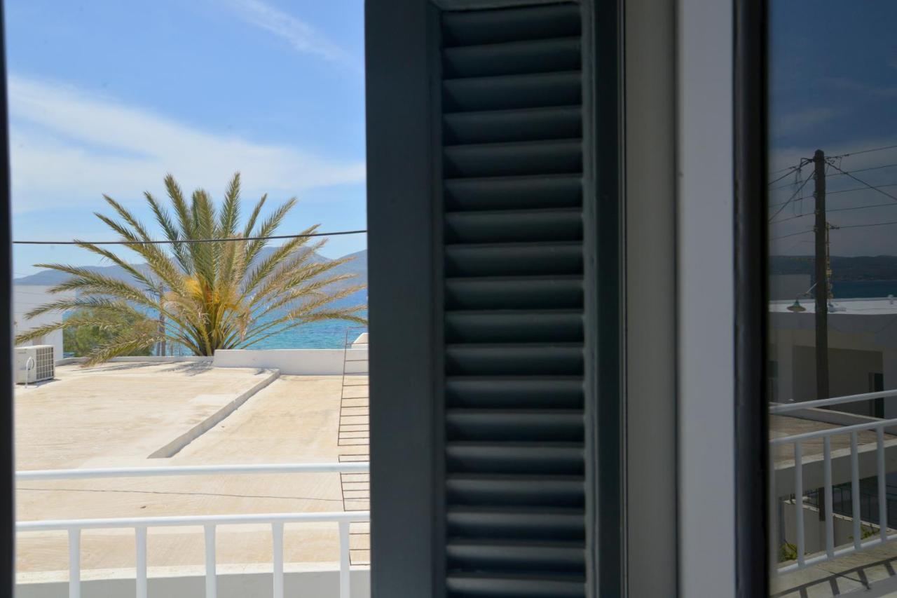 Esperos Seaside Suite In Adamas, Milos Dış mekan fotoğraf